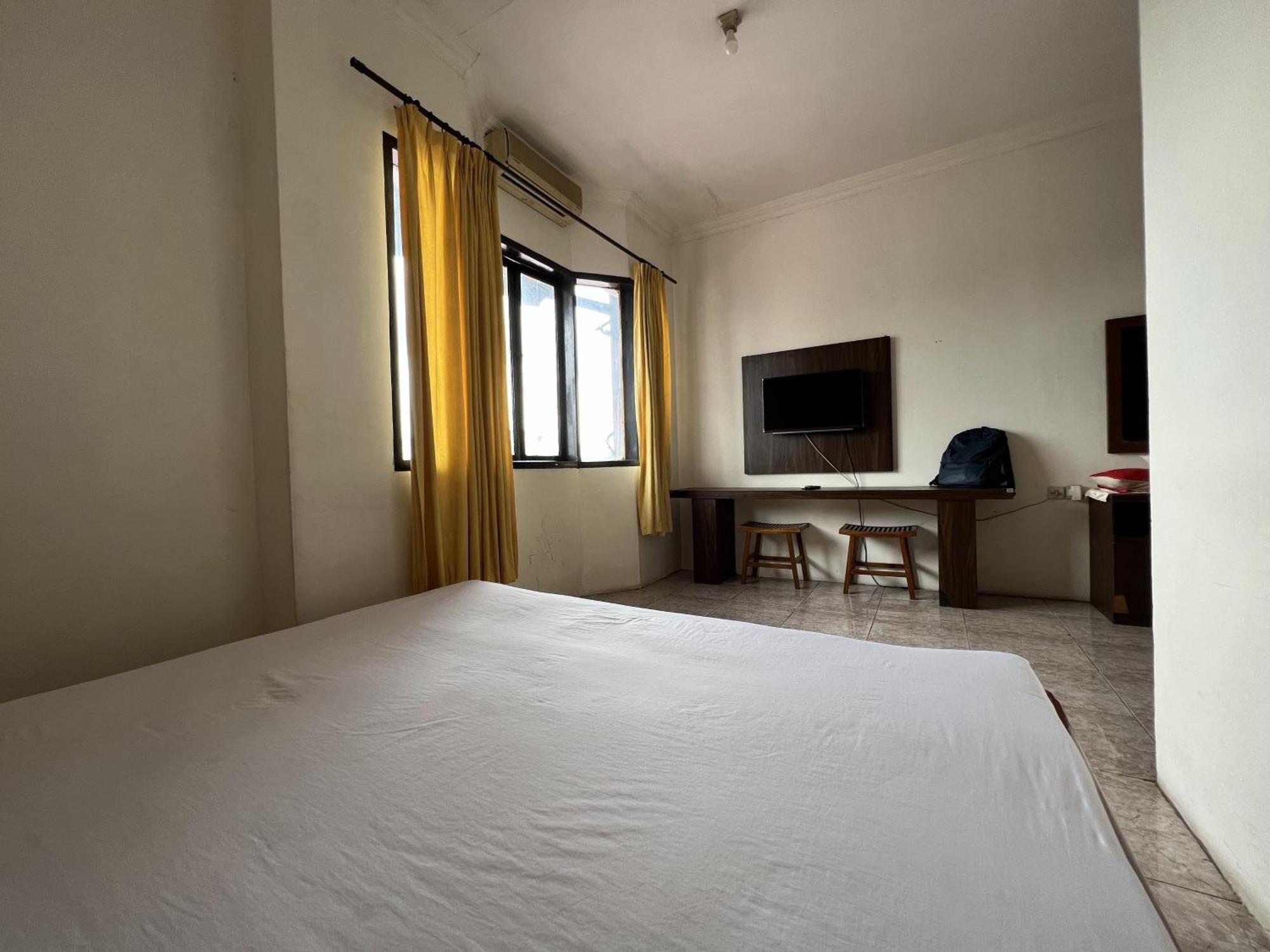 Отель Oyo 92098 Kost Orange Syariah Макасар Экстерьер фото